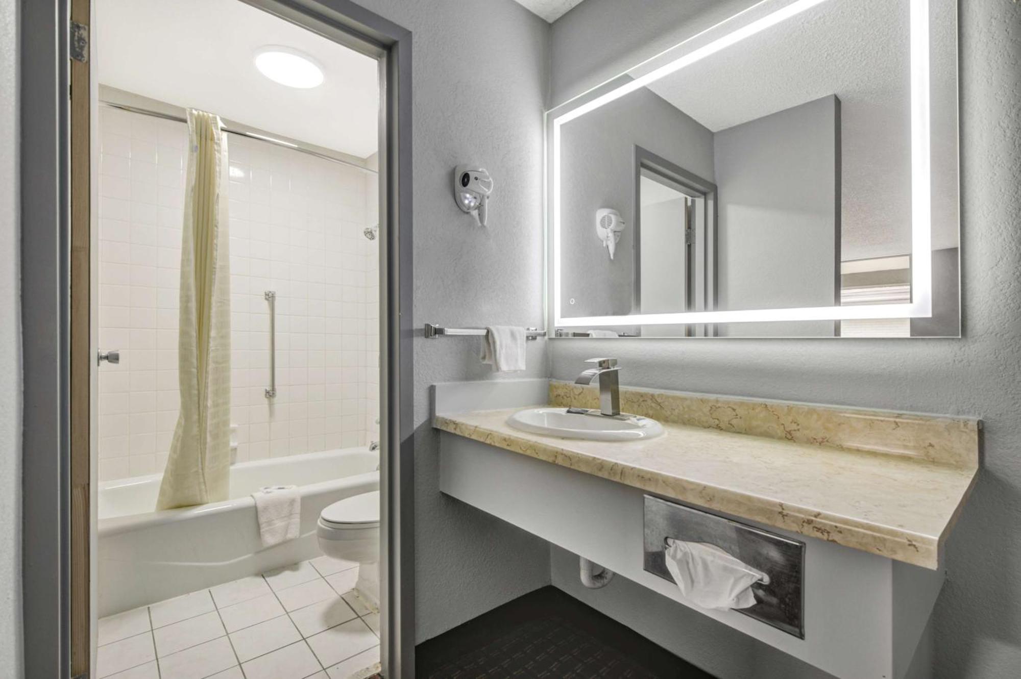 Motel 6 Chickasha, Ok Εξωτερικό φωτογραφία